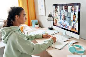 Future of Online Education in India (2025 & Beyond)
Introduction

Online education has transformed the way students and professionals in India learn new skills. With the rise of affordable internet, smartphones, and digital platforms, millions of learners are now shifting from traditional classrooms to virtual learning environments.